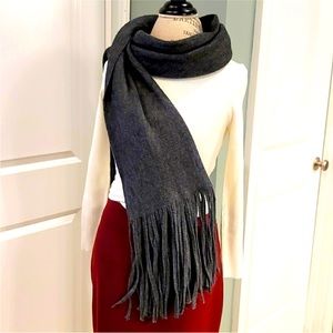 Lucky Brand Gray Fringed Scarf